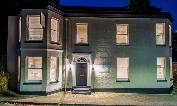 Thetford Casa | Thetford Hive Aparthotel Deluxe Suite 8