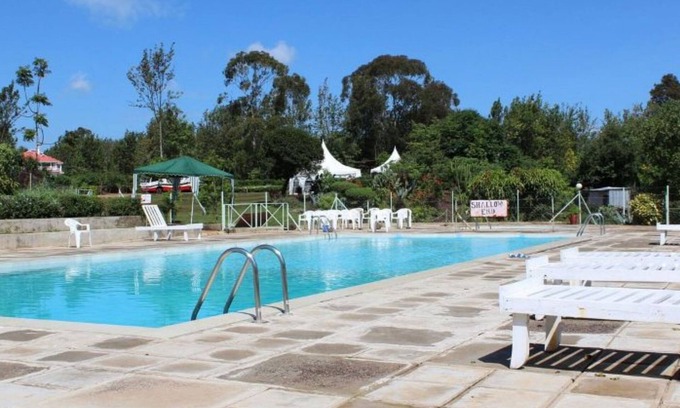 Meru Hotel | Thiiri Centre