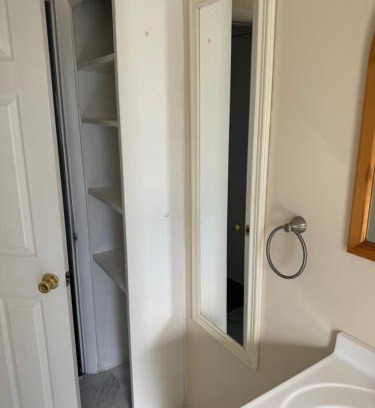 Souderton Apartamento | Third Floor loft 2bed 1 bath Historic district