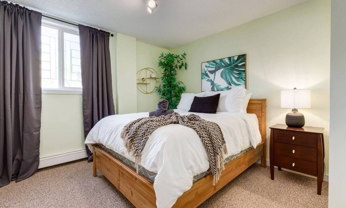 Crescent Heights Apartamento | This apartment is a 1 bedroom(s), 1 bathrooms, located in Calgary, AB.