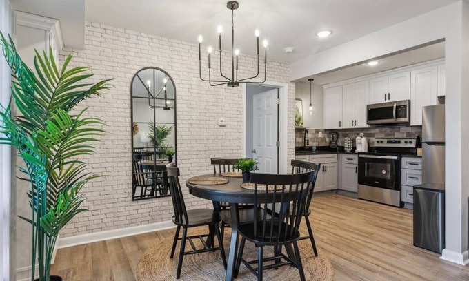 Hampton Apartamento | This apartment is a 1 bedroom(s), 1 bathrooms, located in Hampton, VA.