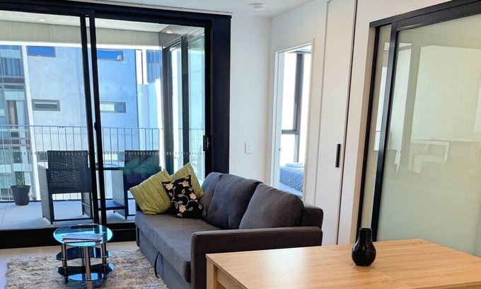 Reid Apartamento | Splendid 2bd 1bth 1csp Apt - Superb CBD Location
