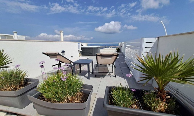 Mellieħa Heights Apartamento | This apartment is a 2 bedroom(s), 2 bathrooms, located in Il-Mellieħa, null.