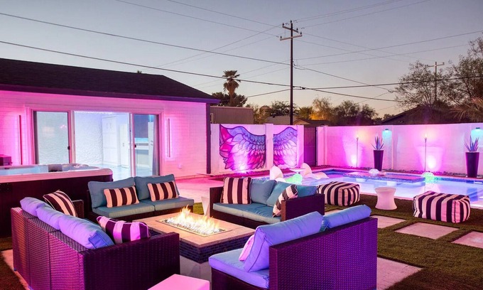 Coronado Casa | Casa Lumina: Light, Comfort & Relaxation