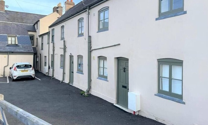 Treffynnon Casa | This house is a 1 bedroom(s), 1 bathrooms, located in Holywell, Wales.