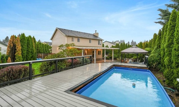 Vancouver Casa | This house is a 3 bedroom(s), 2.5 bathrooms, located in Vancouver, WA.