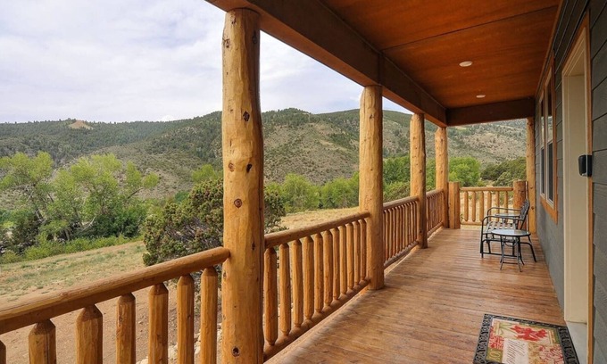 Salida Casa | This house is a 3 bedroom(s), 2.5 bathrooms, located in Salida, CO.