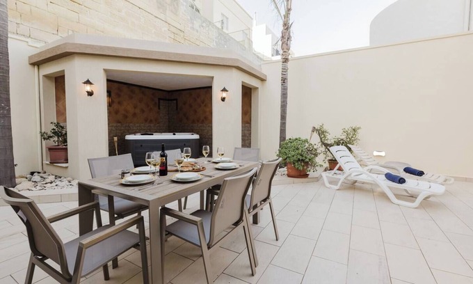 Mellieħa Heights Casa | This house is a 3 bedroom(s), 2.5 bathrooms, located in Il-Mellieħa, null.