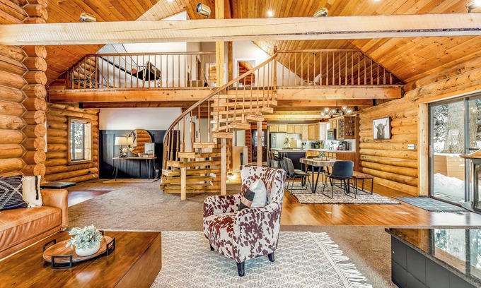 Summit Park Casa | This house is a 5 bedroom(s), 3 bathrooms, located in Park City, UT.