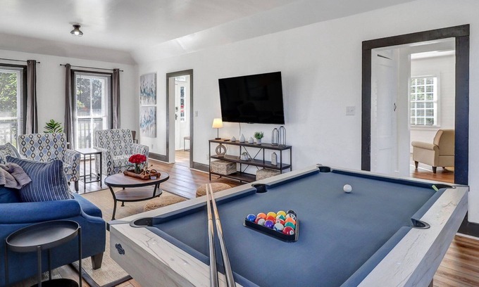 Rincon Casa | This house is a 5 bedroom(s), 2.5 bathrooms, located in Rincon, GA.