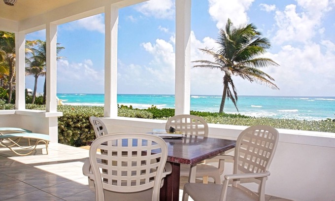 Silver Sands Casa | This is a Beachfront 3 Bedroom, 3 Bathroom Villa, Family-friendly Activities
