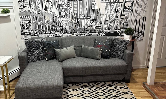 North Bergen Casa | This is a cozy studio, located in close proximity to NY!
