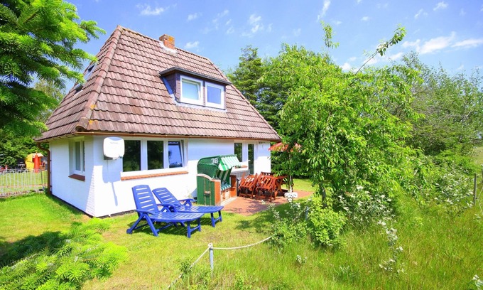 Nebel Casa | La pequeña casa de vacaciones privada en Nebel en Amrum con una terraza privada, una enorme