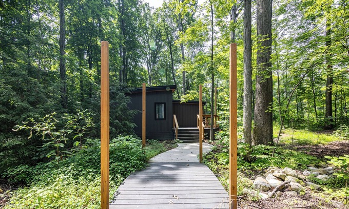 Dola Casa | Relax. Recharge, Repeat. Your private spa-like retreat in a cozy tiny house