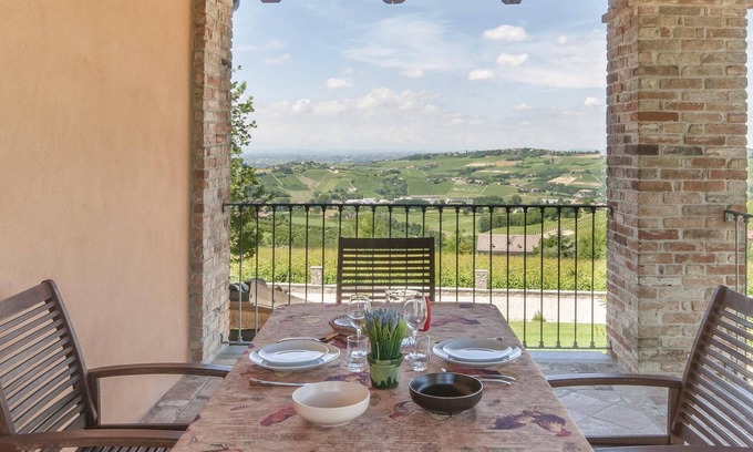 Castagnole delle Lanze Casa | Alojamiento de 2 habitaciones en Castagnole delle Lanze