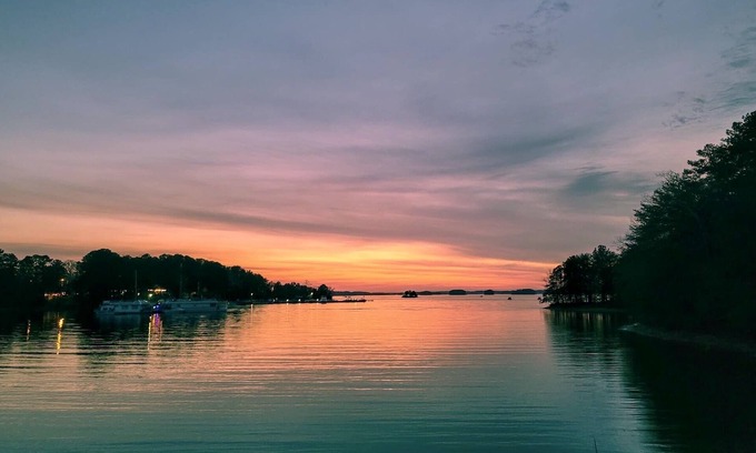 Dawsonville Cabaña | This Must Be the Place! Lake Lanier