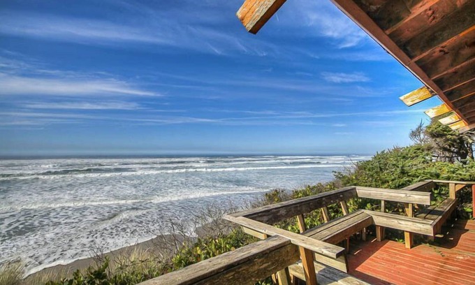 South Beach Casa | Esta casa frente al mar ofrece un asiento de primera fila para vistas increíbles!