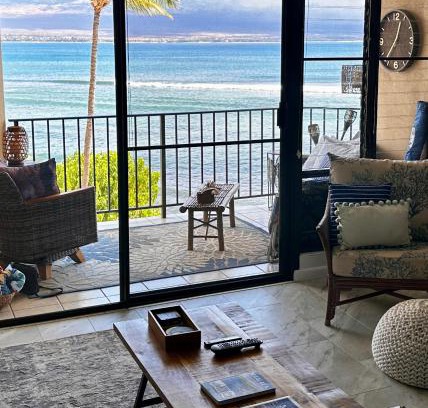 Maalaea Apartamento | This place is different! Award winning! Oceanfront, View View!