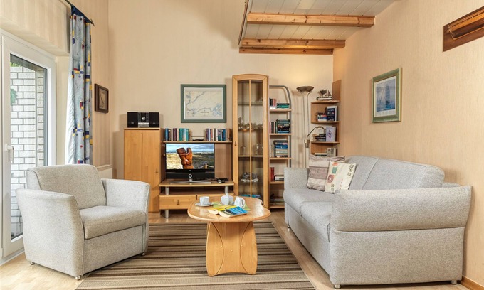 Kaltenhof Casa | This semi-detached holiday home is located on a plot of over 600m², fenced in wi