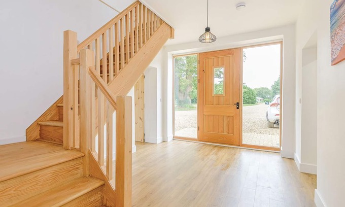 Wisbech Cabaña | 6 bedroom accommodation in Three Holes, Nr Downham Market