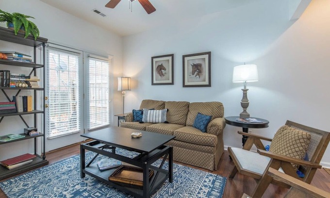 Open Gates Casa | This townhouse is a 4 bedroom(s), 3 bathrooms, located in Lexington, KY.