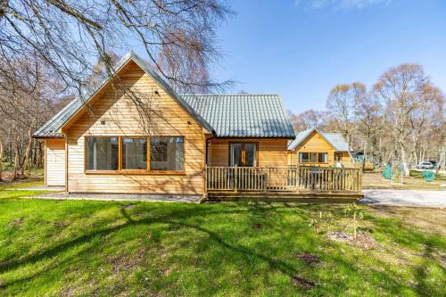 East Lewiston Casa | Thistle Lodge 20 with Hot Tub