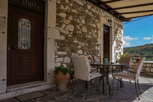 Ano Doliana Casa | Tholos