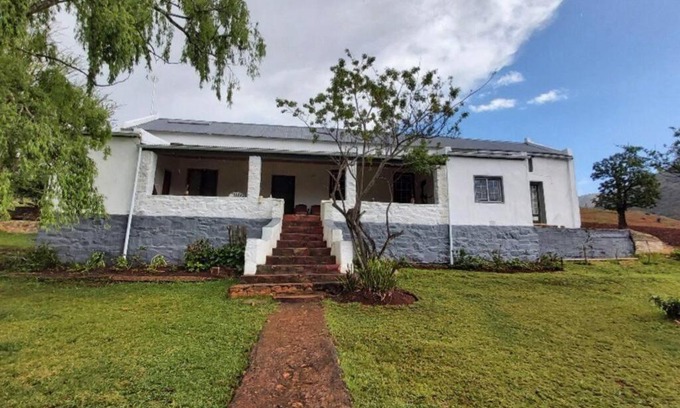 Uniondale Casa | Thomas Bains Cottage, rustic farmhouse views in Die Vlug