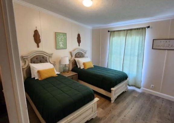 Pine Grove Casa | Thomas House