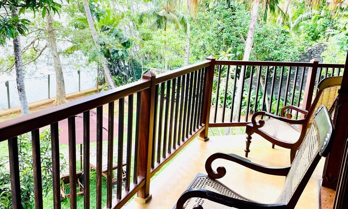Koggala Cama Y Desayuno | Thotupola Lakehouse