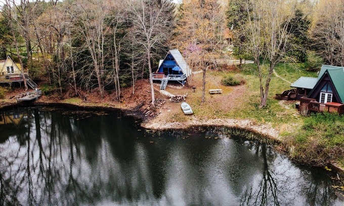 Rockbridge Cabina | Three A-frame Cabins, a provate Pond, row boats!