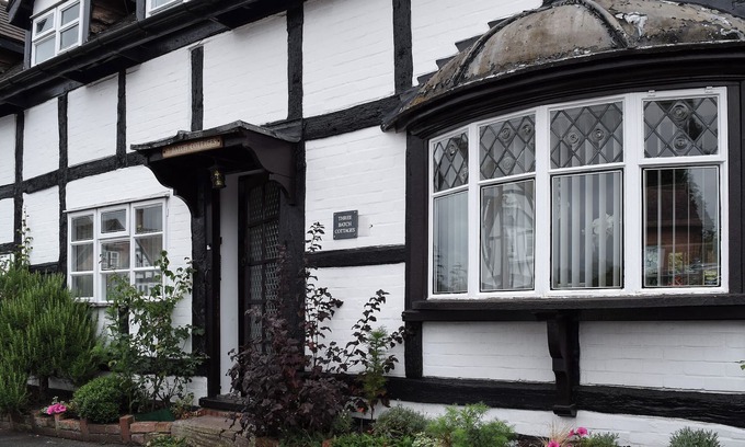 Chaddesley Corbett Cabaña | Three Batch Cottages