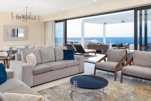 San José del Cabo Complejo | Three BD Penthouse Ocean Front-Villa La Valencia