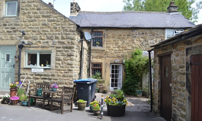 Eyam Cabaña | Three Bears Cottage - Just Perfect for Exploring the Glorious Peak Park!