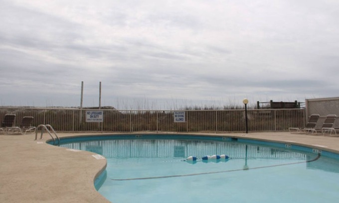 Windy Hill Complejo | Three Bedroom, Ocean Front, Luxury Condo, North Myrtle Beach, SC 396636