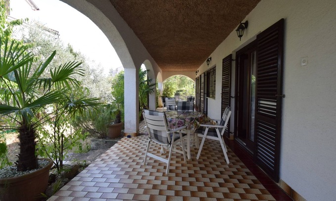 Vantacici Apartamento | Apartamento de tres habitaciones con una terraza Vantacici, Krk (A-20416-a)