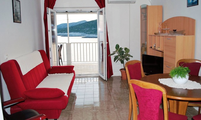 Zavalatica Apartamento | Apartamento de tres habitaciones en la playa Zavalatica, Korcula (A-182-a)