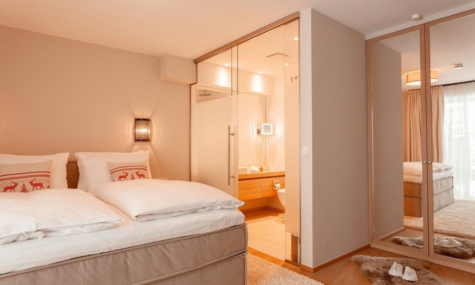 Zuers Apartamento | Three bedroom apartment right on the slopes