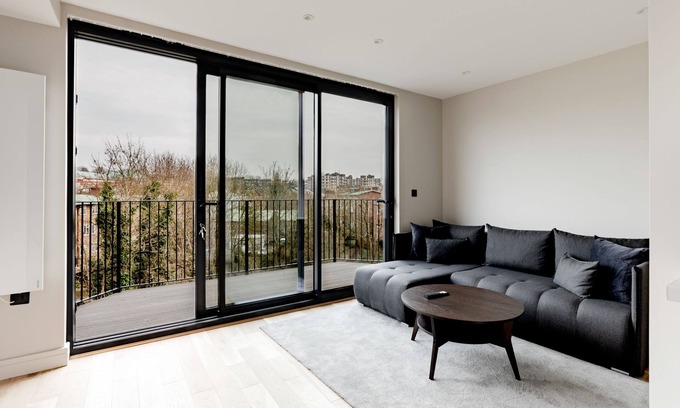 Swiss Cottage Apartamento | Apartamento-Baño con bañera-Balcón