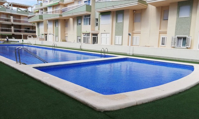 Xeraco Apartamento | Apto. de tres dormitorios en planta baja con acceso directo a piscina y zonas comunes!