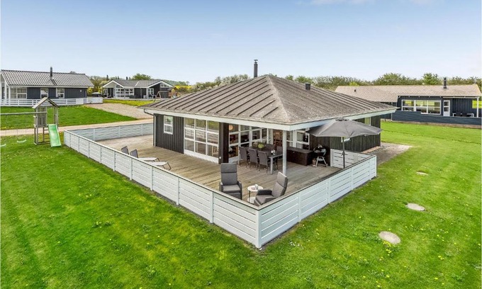 Nordborg Casa | Three-Bedroom Holiday Home Nordborg With A Room Hot Tub 01