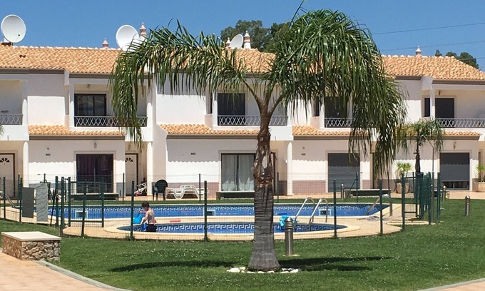 Mosqueira Casa | Casa de tres habitaciones con piscina