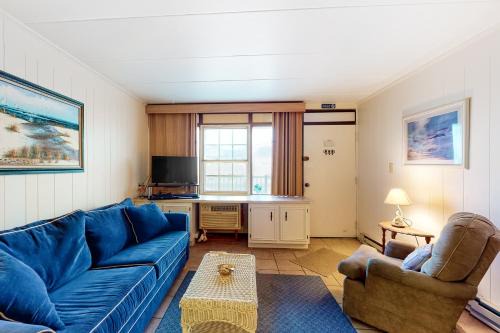 Midtown Ocean City Hotel | Three Cheers 106N