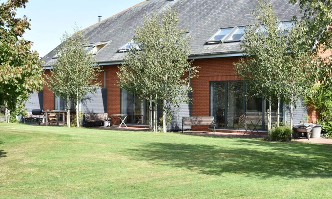 Clyst St Mary Cabaña | Three cottages sleeping 18 guest