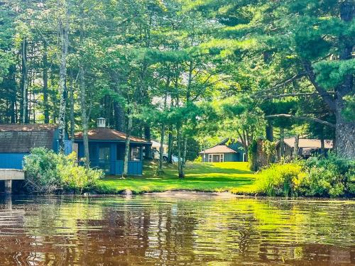 Three Lakes Casa | Three Lakes Cottage