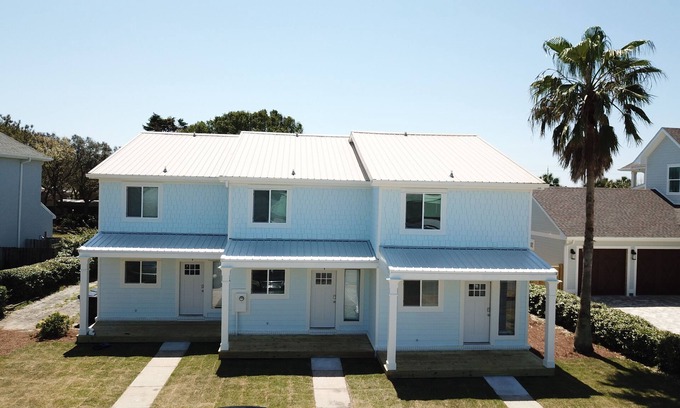 Gulf Vista Casa | 🌞 Three Large Beach Townhomes - Sleeps 24! 🤿 Private Pool⚓3 Free Golf Carts 🌊