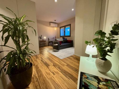 Guimaraes Apartamento | Three Little Birds -RedBird