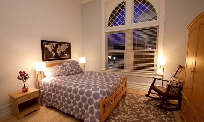 Walla Walla Apartamento | Suite bien equipada en edificio histórico en la calle principal - Suite 3, Queen