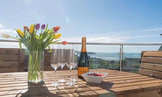 Thurlestone Casa | Thurlestone Beach House with Sea Views