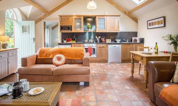 Dre-fach Felindre Cabaña | Thyme Lodge, Newcastle Emlyn